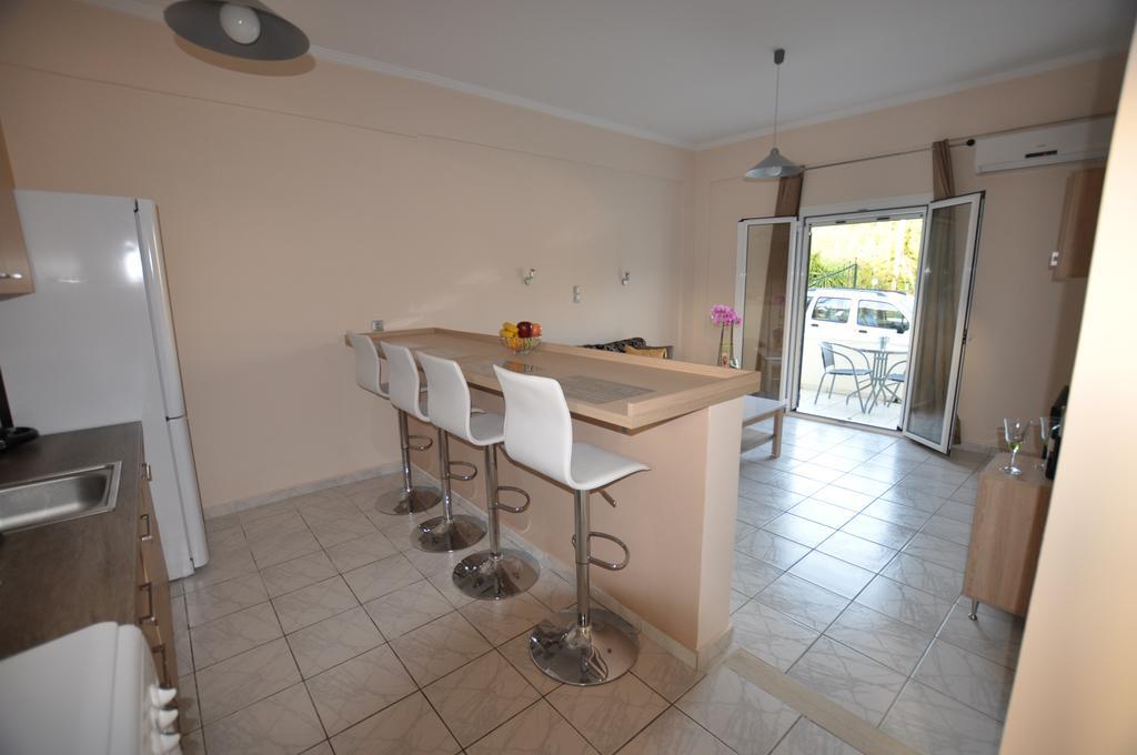 Ammos Apartment Roda  Ngoại thất bức ảnh