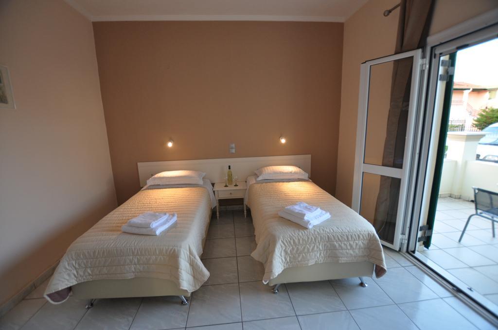 Ammos Apartment Roda  Ngoại thất bức ảnh